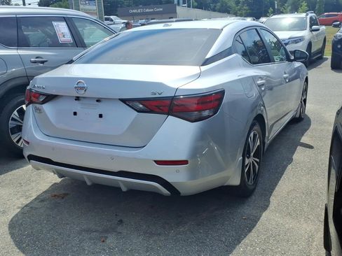 Used 2020 Nissan Sentra SV FWD image 4