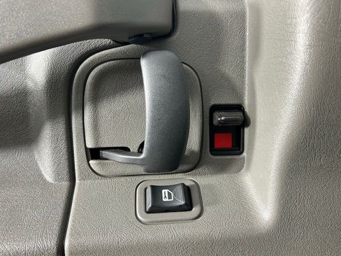 Used 2023 Chevrolet Express 3500 LS image 29