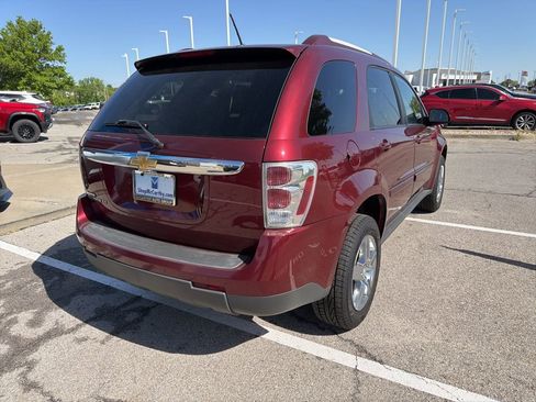 Used 2009 Chevrolet Equinox LT w/ LT Preferred Equipment Group FWD image 3