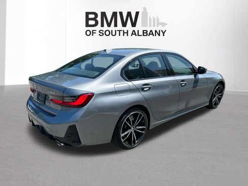 Used 2023 BMW 330i xDrive Sedan w/ M Sport Package AWD/4WD image 25