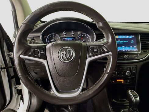 Used 2021 Buick Encore Preferred image 13