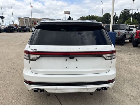 Used 2025 Lincoln Aviator Reserve w/ Equipment Group 201A AWD/4WD image 4