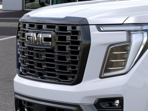 New 2026 GMC Yukon Denali Ultimate AWD/4WD image 13