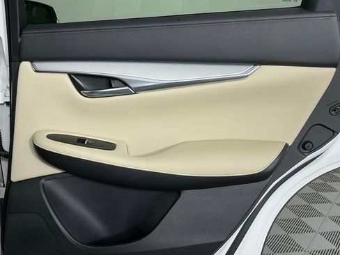 Used 2019 INFINITI QX50 Essential w/ Cargo Package FWD image 27
