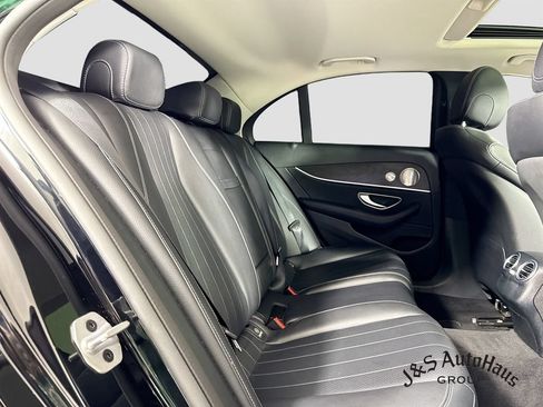 Used 2023 Mercedes-Benz E 350 4MATIC Sedan image 35