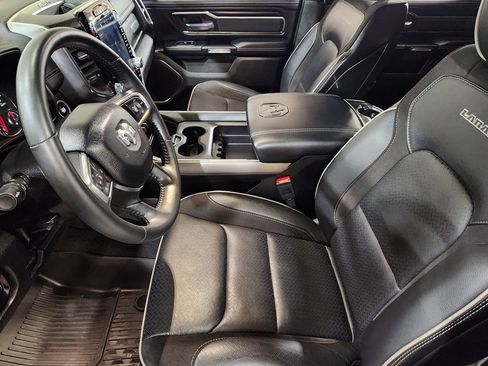 Used 2024 RAM 1500 Laramie AWD/4WD image 32