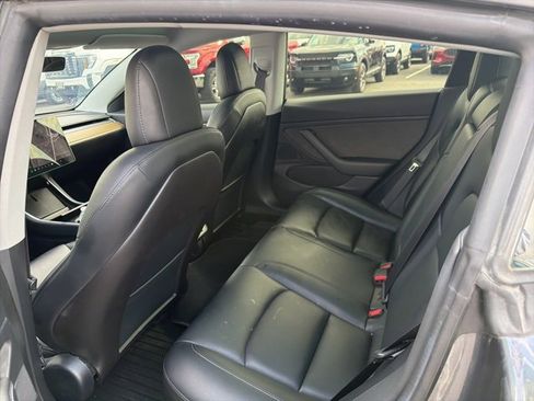Used 2019 Tesla Model 3 Performance image 6