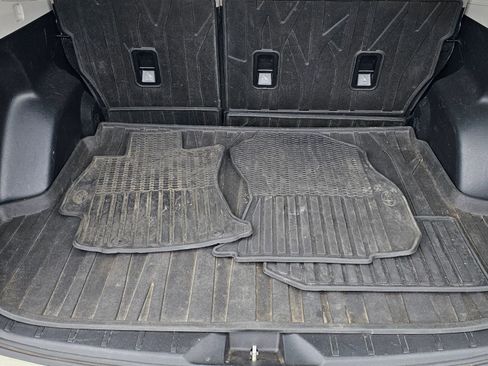 Used 2017 Subaru Forester 2.5i Premium w/ All-Weather Package image 27