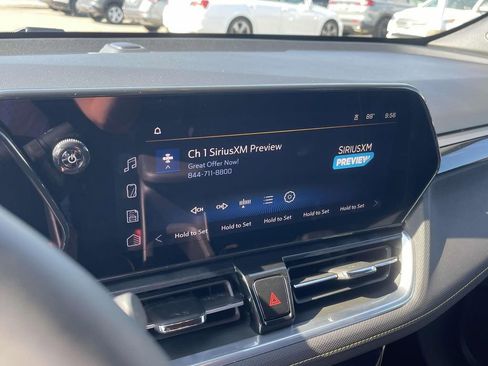 Used 2024 Chevrolet TrailBlazer ACTIV w/ Driver Confidence Package image 23