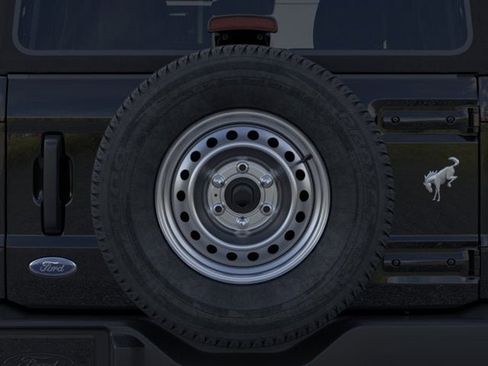 New 2025 Ford Bronco 4-Door image 74