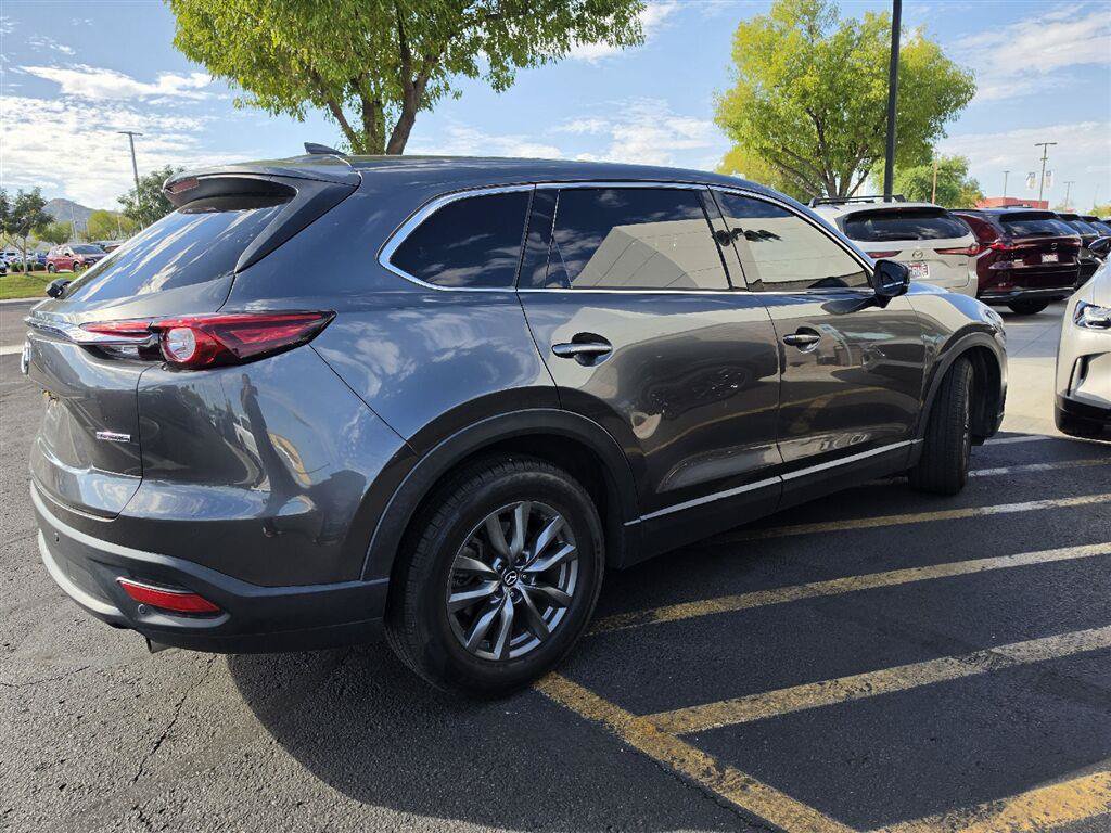Used 2020 MAZDA CX-9 Touring w/ Touring Premium Package FWD image 3