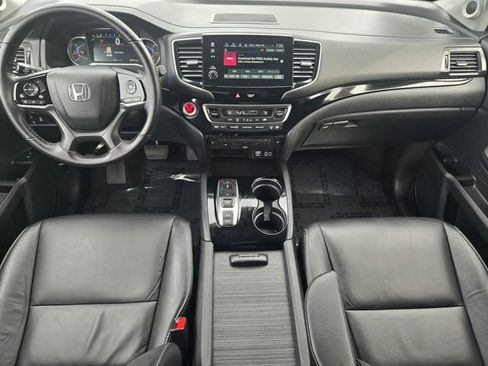Used 2020 Honda Pilot Touring image 11