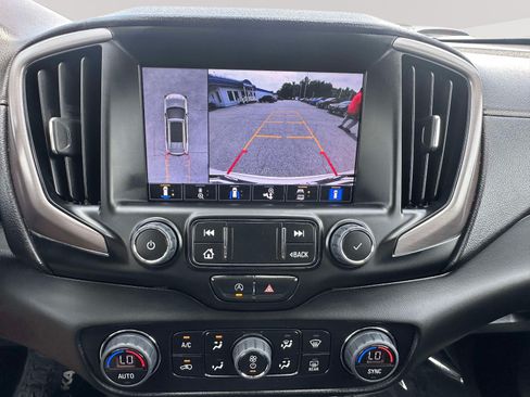 Used 2022 GMC Terrain AT4 w/ Infotainment Package II AWD/4WD image 11