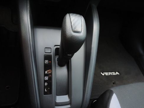 Used 2025 Nissan Versa S w/ Trunk Package FWD image 22