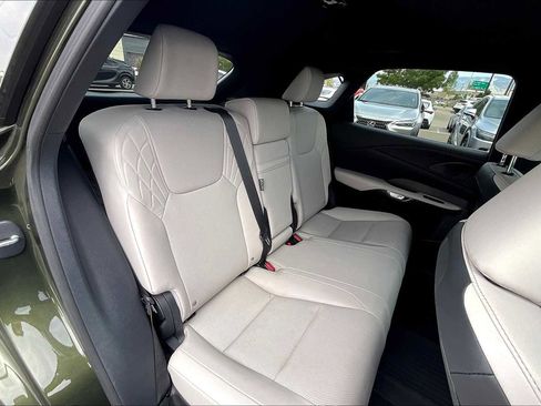 Used 2024 Lexus RX 350 Premium image 18
