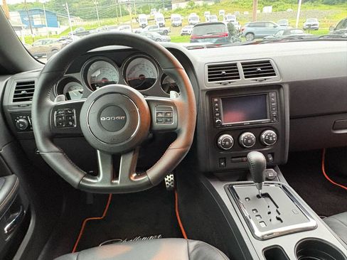 Used 2014 Dodge Challenger R/T RWD image 30