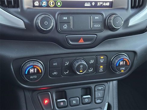 Used 2021 GMC Terrain SLT w/ Infotainment Package II image 24