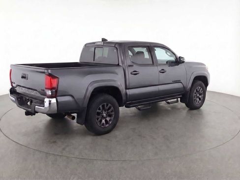 Used 2020 Toyota Tacoma SR5 image 7