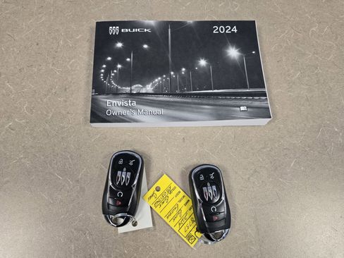 Certified 2024 Buick Envista Preferred w/ Convenience I Package image 16