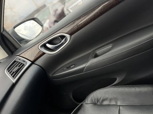 Used 2015 Nissan Sentra SL w/ Navigation Package image 33