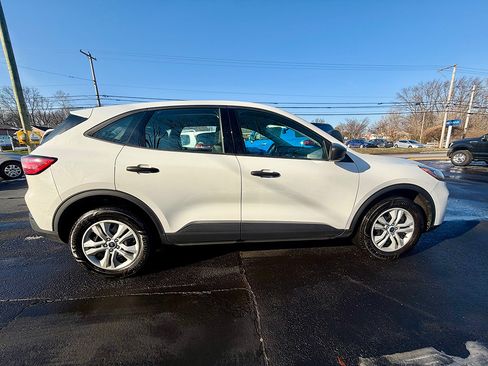Used 2022 Ford Escape S AWD/4WD image 5