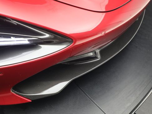 Used 2019 McLaren 720S Performance RWD image 39