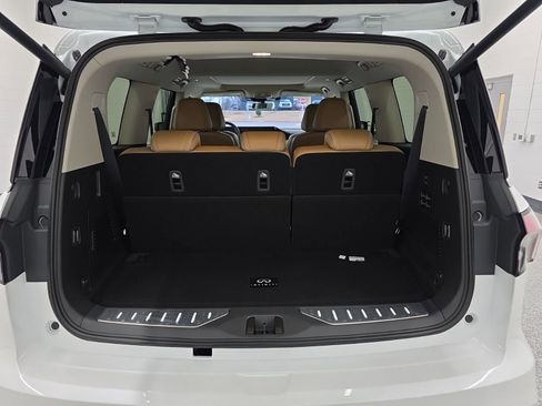 New 2026 INFINITI QX80 Luxe AWD/4WD image 16