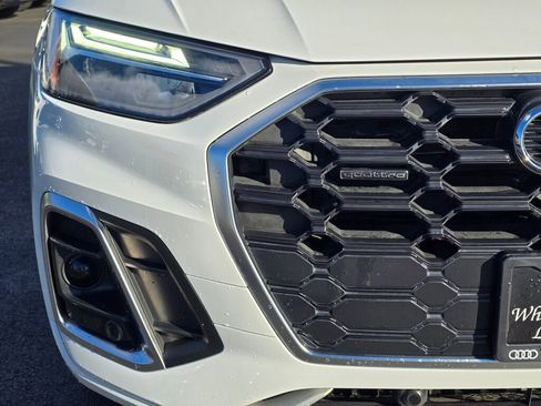 Used 2022 Audi Q5 2.0T Premium w/ Convenience Package image 31