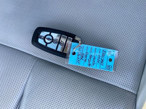 Used 2025 Lincoln Navigator Reserve image 28