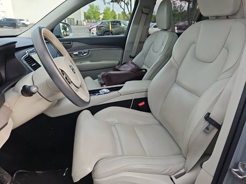 Used 2024 Volvo XC90 B6 Ultimate w/ Protection Package Premier AWD/4WD image 5