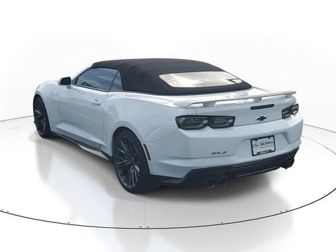 Certified 2022 Chevrolet Camaro ZL1 RWD image 3