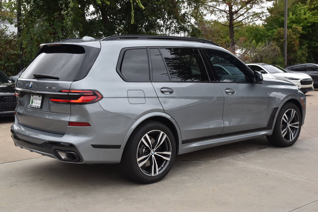 Used 2024 BMW X7 xDrive40i w/ M Sport Package AWD/4WD image 7