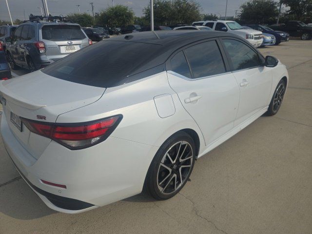 Used 2024 Nissan Sentra SR FWD image 3