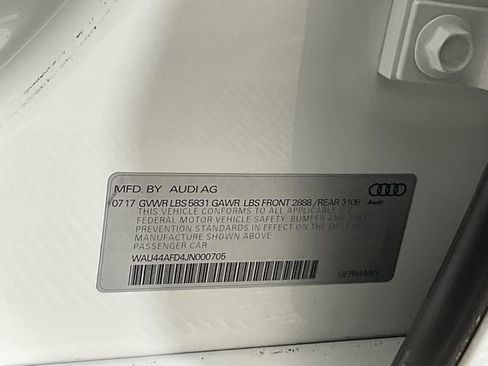 Used 2018 Audi A8 L 3.0T w/ Executive Package image 32