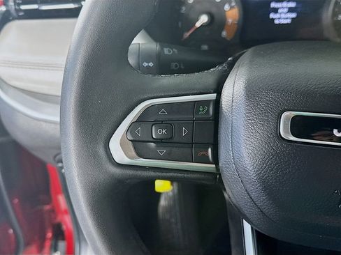 Used 2025 Jeep Compass Limited AWD/4WD image 25