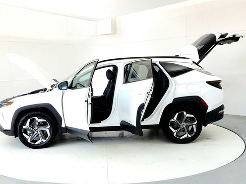 Used 2023 Hyundai Tucson Limited AWD/4WD image 10