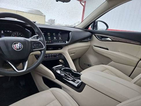 Used 2023 Buick Envision Avenir image 30