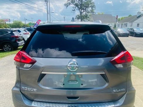 Used 2018 Nissan Rogue SL w/ Premium Package AWD/4WD image 22