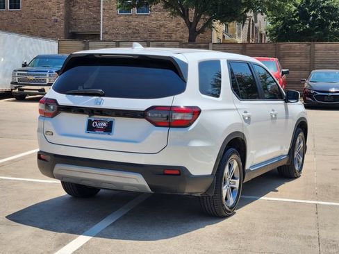 Used 2025 Honda Pilot EX-L image 14