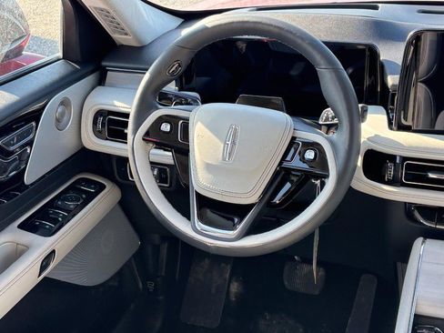 New 2026 Lincoln Aviator Reserve image 13