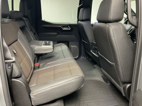 Used 2025 Chevrolet Silverado 1500 High Country w/ Technology Package AWD/4WD image 35
