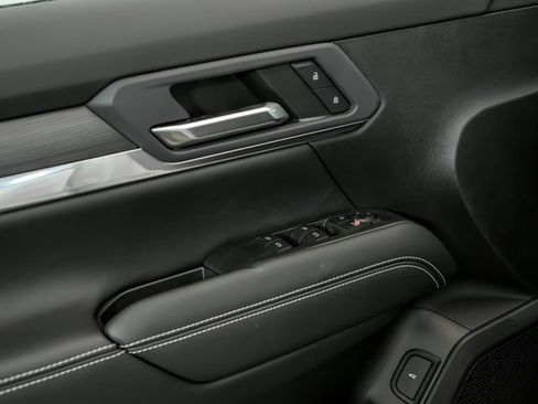 New 2026 GMC Terrain Elevation w/ Elevation Premium Package image 5