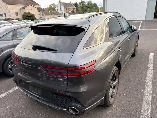 Used 2024 Genesis GV70 2.5T w/ Sport Prestige Package AWD/4WD image 11
