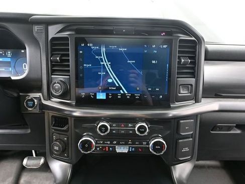 Used 2025 Ford F150 Lariat w/ Equipment Group 502A High AWD/4WD image 36