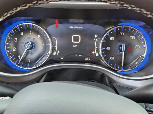 New 2026 Chrysler Pacifica Select image 22