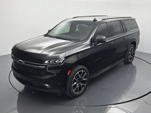 Used 2022 Chevrolet Suburban RST w/ Luxury Package RWD image 33