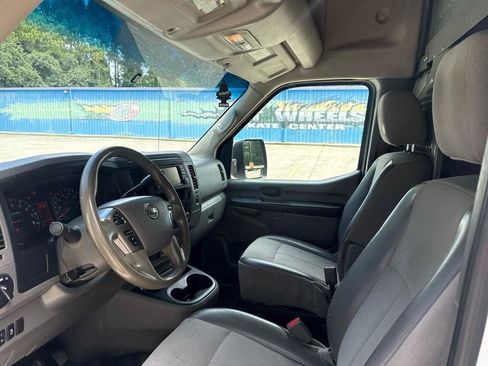 Used 2018 Nissan NV 2500 SV w/ Navigation Package RWD image 24