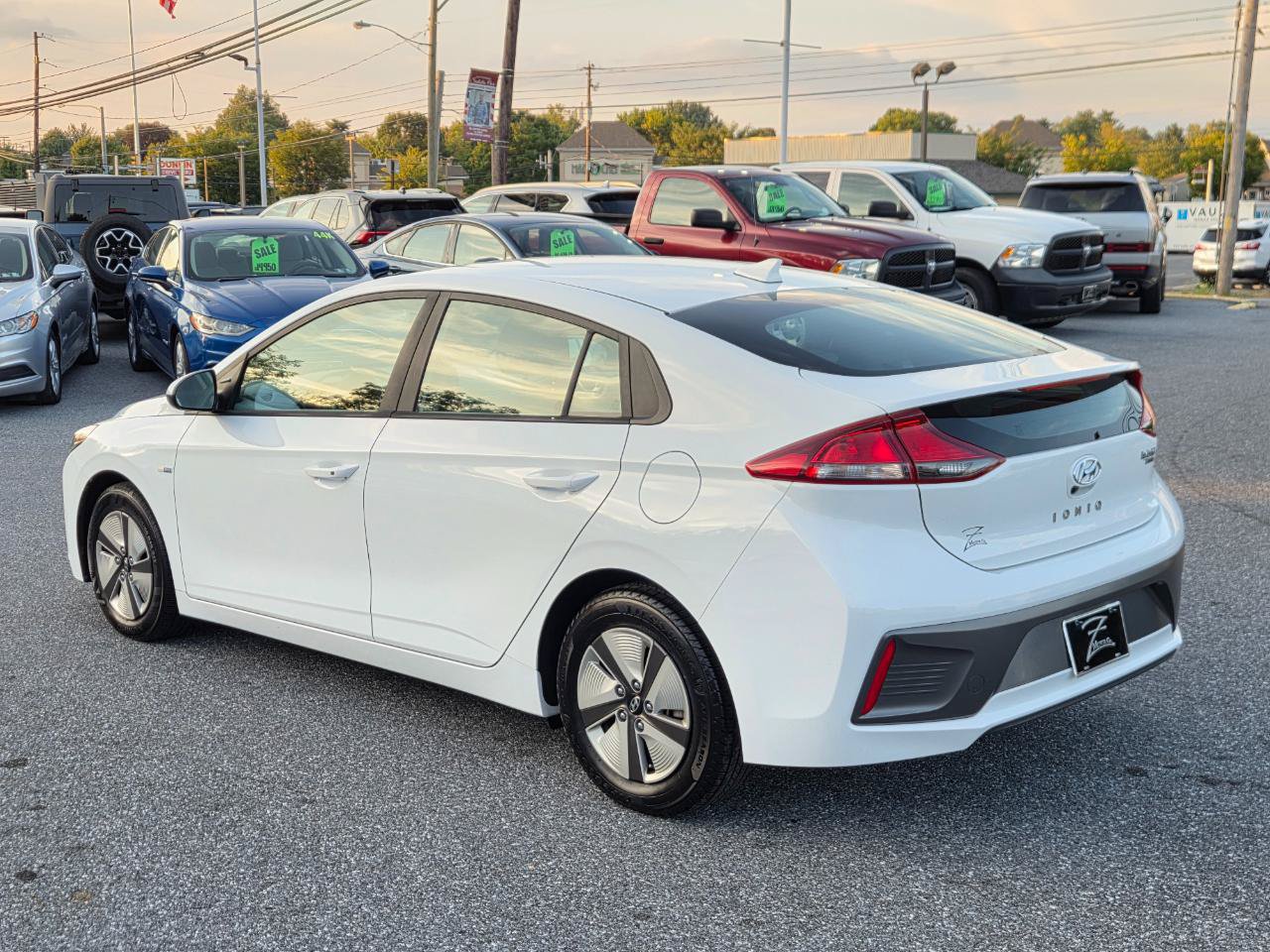 Used 2020 Hyundai Ioniq Blue FWD image 8