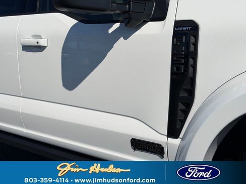 New 2026 Ford F250 Lariat w/ Black Appearance Package image 18