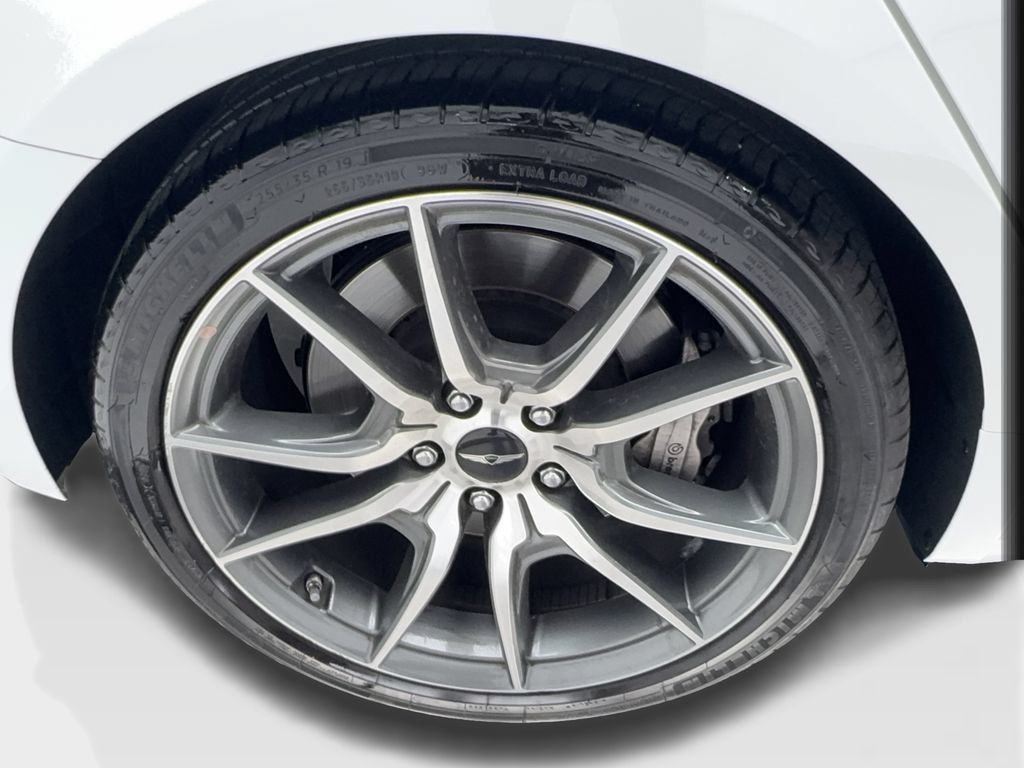 Used 2026 Genesis G70 2.5T RWD image 14